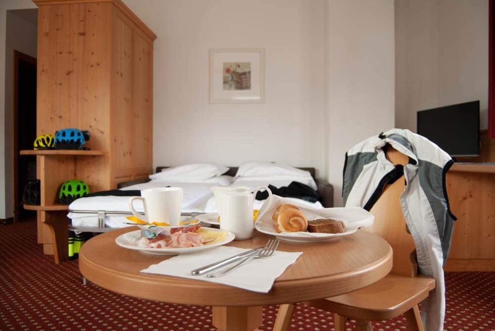 Olimpionico Hotel Castello-Molina di Fiemme Eksteriør billede