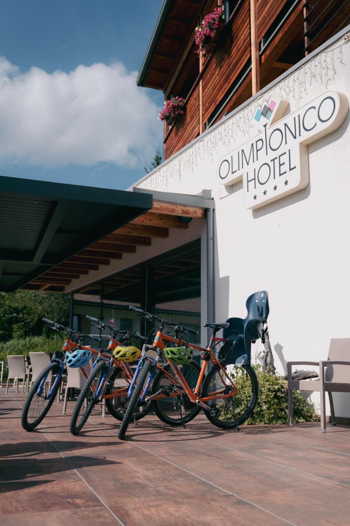 Olimpionico Hotel Castello-Molina di Fiemme Eksteriør billede